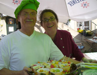 Andrea Nehring und Hans-Jürgen Hayek (v.r.)