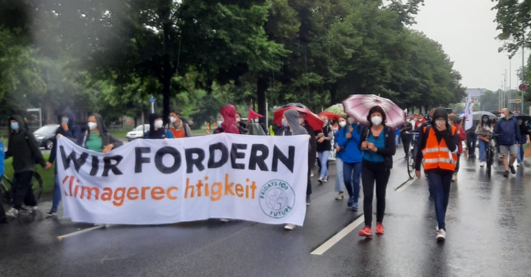 Klimastreiktag am 09.07.21: Fridays for Future überreicht Forderungen an Frauke Patzke